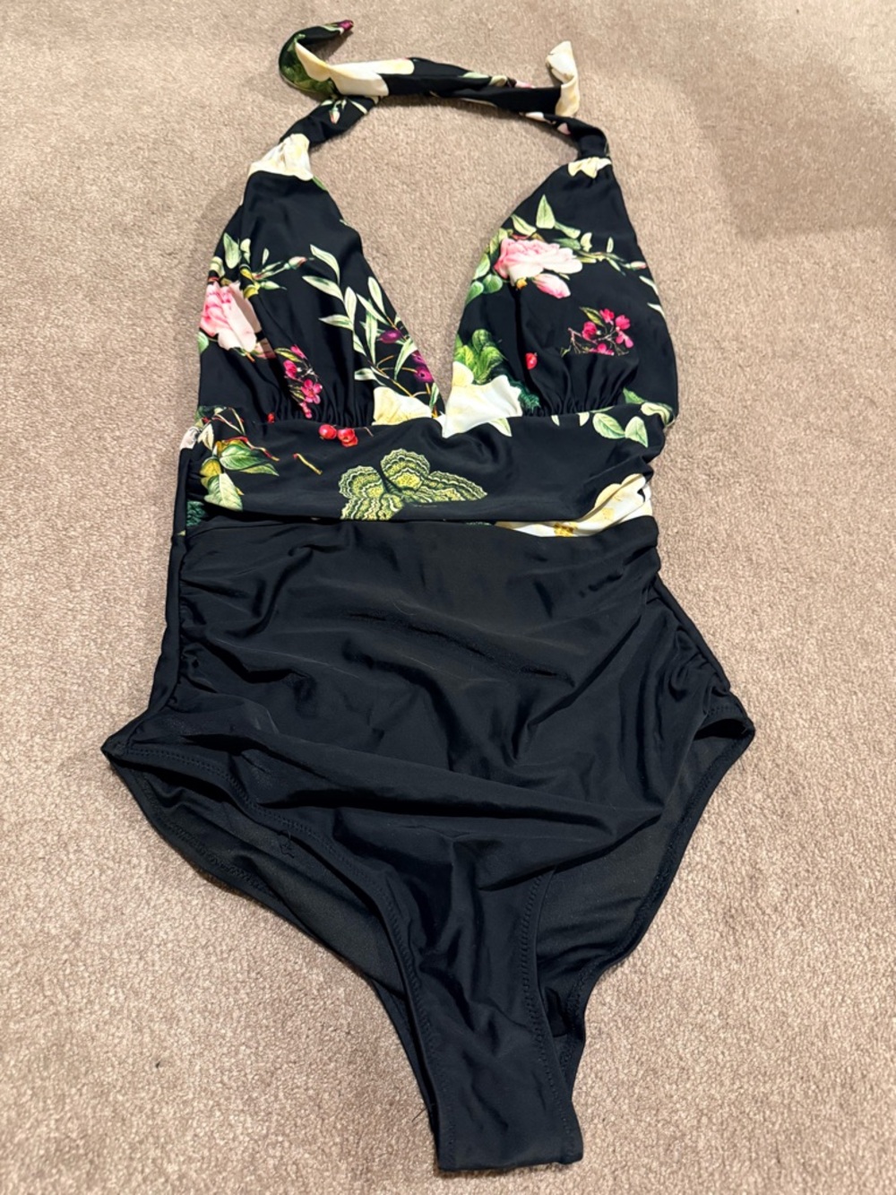 CUPSHE NWT Black Floral Halter One-Piece Swimsuit size Small
